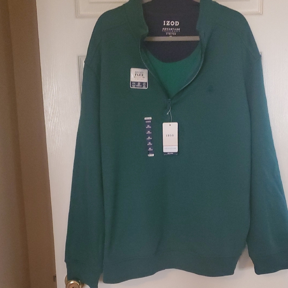 IZOD Men's Green Sweater